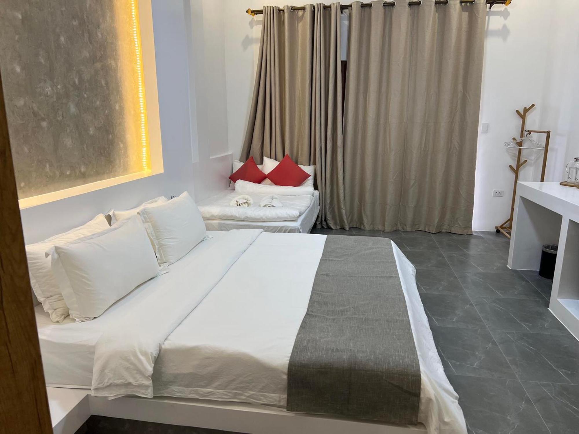 Resort Bohol Coastal View Taiwala