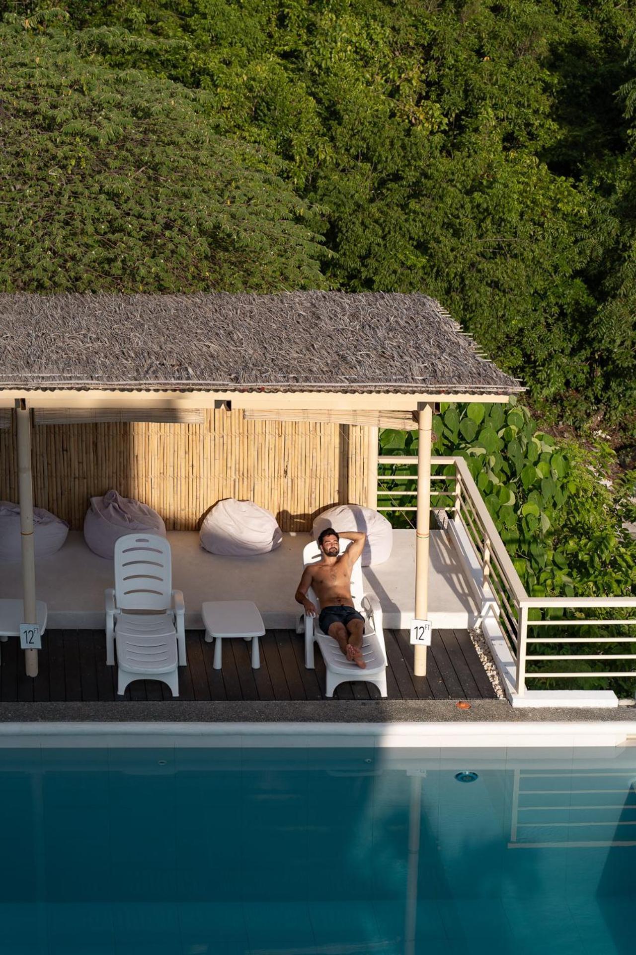Resort Bohol Coastal View Taiwala